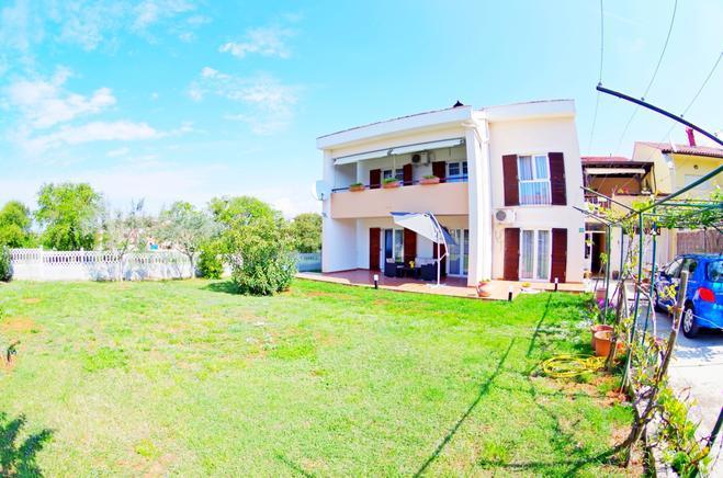 Apartments Hrga Пула Екстер'єр фото