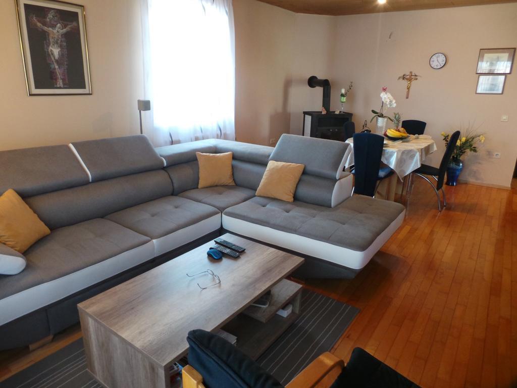 Apartments Hrga Пула Екстер'єр фото