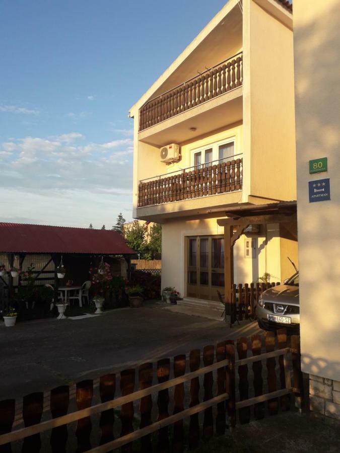 Apartments Hrga Пула Екстер'єр фото